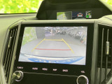 バック時の安全性を高めるバックモニター付き。狭い場所での駐車も、より安心して行えます。