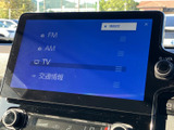 お好みの音楽を、クリアなサウンドで楽しめます。ラジオやCD、外部デバイスとの接続も可能です。