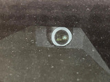 【プリクラッシュセーフティ】前方の車両等を検知し、衝突しそうな時は警報で注意を促し、ブレーキを踏む力をサポート。ブレーキを踏めなかった場合は衝突被害軽減ブレーキが作動、衝突回避をサポートします。