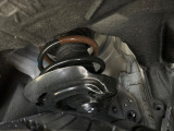 お車を安心してお乗りいただく為には、足回りの定期点検が欠かせません。サービスサポート(有償保証)では無料点検もご提供しており、安心のカーライフをお過ごしいただけるサポート体制が整っています。