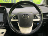 【純正革巻きステアリング】上質な革を使用することで、手にしっかり馴染みとても運転しやすいハンドルです♪