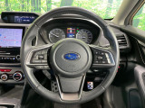 【純正革巻きステアリング】上質な革を使用することで、手にしっかり馴染みとても運転しやすいハンドルです♪