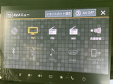 多彩なメディア再生に対応。お好みの音楽や映像コンテンツを、快適な空間で楽しめます。豊富な機能を備え、エンターテイメント性を高めます。