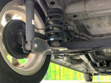 お車を安心してお乗りいただく為には、足回りの定期点検が欠かせません。サービスサポート(有償保証)では無料点検もご提供しており、安心のカーライフをお過ごしいただけるサポート体制が整っています。