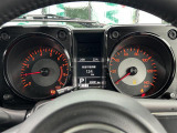 【スピードメーター】メーターがシンプルで見やすく運転しやすいですね。