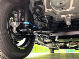 お車を安心してお乗りいただく為には、足回りの定期点検が欠かせません。サービスサポート(有償保証)では無料点検もご提供しており、安心のカーライフをお過ごしいただけるサポート体制が整っています。