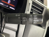 【オートライト(AUTO)】外の明るさをシステムが感知して、自動でヘッドライトが点灯します!ヘッドライトをつけ忘れを防ぐ便利機能です。
