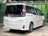 親切・丁寧な専門メカニックスタッフが応対!・車検・点検整備・事故等の修理などアフターサービスも安心。お車のカスタマイズもネクステージのサービススタッフまでご相談ください!