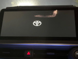 【8インチ ディスプレイオーディオ】大画面のディスプレイはAppleCarPlayやAndroidAutoが利用可能。大きな画面でスマホナビアプリ等が利用いただけます♪