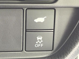 【パワーバックドア】スマートキーや運転席のボタンを押すだけでリアゲートが自動で開閉します!荷物を持っている時や、高い位置にあるバックドアを閉める際に便利な機能です♪