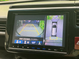 駐車や後退時の安全をサポートするバックモニターを搭載。後方の状況をしっかり確認でき、安心して運転できます。