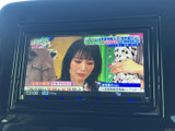 停車時に、お好きな番組を視聴可能です。移動時間を有効活用し、快適なリラックス空間を実現します。