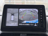 駐車時の後方視界をサポート。安全確認をサポートし、初心者の方でも安心して運転できます。