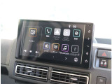 『1台』のお車に対して、3名体制で日々議論を重ね仕入れを行っております。