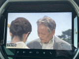 停車時にテレビを視聴できる機能が備わっています。休憩時間や待ち時間を有効活用できます。