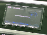 高音質なサウンドでドライブを盛り上げます。お好みの音楽を再生し、快適なカーライフを演出。充実のオーディオ機能で、移動時間を有効活用できます。