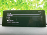 お好みの音楽を高品質で楽しめます。ドライブのお供に、充実したサウンド体験を。