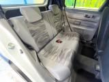 高品質なオリジナルフロアマットもオプションにてご用意しております。お好きなデザインやカラーをお車に合わせて選んでいただくことができます♪