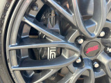 【ブレンボ製キャリパー】ハイパワー車両には強力なブレーキが必須!世界のスーパーカーにも採用されるイタリアの高級メーカー「ブレンボ」を装着!色鮮やかなキャリパーがスポーティな印象を引き立てます♪