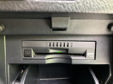 高速道路の料金所における支払いをスマートに済ませるETC車載器が搭載されています。ストレスフリーな長距離移動をサポートします。