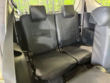 座席部分をコンパクトに収納でき、広大な荷室スペースとしてお使いいただけます!乗車人数や荷物の量など利用シーンに合わせて3列目を有効活用でき、とっても便利♪