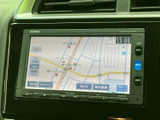 スムーズなナビゲーションで、目的地への移動をサポートします。安全運転を支援し、快適なドライブを演出します。