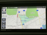 スムーズなナビゲーションで、安心して目的地へ。鮮明な表示で、見やすく操作しやすいです。