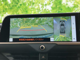 大画面でテレビ番組を楽しめるTV機能。停車時にニュースやバラエティ番組を視聴でき、待ち時間も有効活用できます。