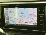 ナビゲーションシステムを搭載し、目的地までのルートをスムーズに案内してくれます。常に最新の地図データで、安心してドライブをお楽しみいただけます。