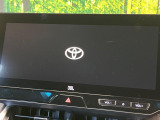 【12.3インチワイドナビ】高級感とインパクトのある大型ワイドナビを装備。各種オーディオ操作はもちろん、横長ワイド画面でのマップ2分割表示など、利便性も高いナビです♪