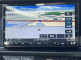 鮮明な地図表示で、安全運転をサポート。最新の交通情報も確認でき、スムーズなナビゲーションを実現します。目的地への不安を軽減します。