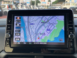 詳細な地図表示で、安全運転をサポートします。スムーズなルート検索で、目的地への道のりを快適に案内してくれます。