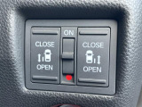 【 両側パワースライドドア 】運転席から後席スライドドアを開け閉めできます!//