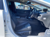 【運転席】『運転席周辺』の画像になります。写真の内容に関してご不明点、ご質問等がございましたらお気軽にガリバー店舗までお問い合わせください。