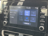 多彩な機能が搭載されたオーディオ画面で、お好みの音楽やナビを快適に楽しめます。Bluetooth接続やUSB入力にも対応し、幅広いデバイスと連携可能です。