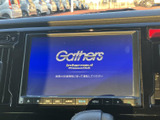 先進のナビゲーションシステムで、目的地までのルートをスムーズに案内。音楽や動画も楽しめ、快適なドライブをサポートします。