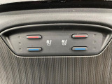 【シートヒーター&ベンチレーション】夏場は涼しい風でお尻や背中の熱やムレを防ぎ、冬はエアコンよりも早く温まってポカポカに!季節を問わず快適に過ごせます。