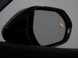 BSM(ブラインドスポットモニタ)!隣の車線を走る車両をレーダーで検知し、ドアミラーでは確認しにくい後側方エリアに存在する車両に加えて、急接近してくる車両も検知します。