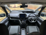 兵庫県尼崎市にミニバンを中心に『お値打ち価格』で展示している良質中古車専門店です。事故歴修復歴なしの車両限定で取り扱い!。関西地域で最もお得な価格かつ最良質車をご提供できるよう努めております。