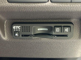 【ETC】高速道路の料金所をストレスなく通過!話題のスポットやサービスエリアに多い「スマートIC」利用時は必須のアイテムです。当店でセットアップを実施、ご納車当日からすぐにご利用いただけます!