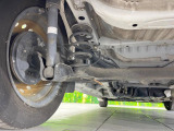 お車を安心してお乗りいただく為には、足回りの定期点検が欠かせません。サービスサポート(有償保証)では無料点検もご提供しており、安心のカーライフをお過ごしいただけるサポート体制が整っています。
