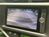 駐車時や狭い場所での運転をサポートするバックモニター。後方の状況を把握しやすく、安全運転を後押しします。初心者の方にも安心です。