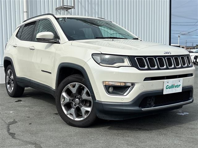 コンパス リミテッド 4WD 本革シート