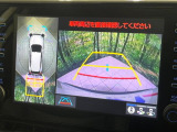 【パノラミックビューモニター】専用のカメラにより、上から見下ろしたような視点で360度クルマの周囲を確認することができます☆死角部分も確認しやすく、狭い場所での切り返しや駐車もスムーズに行えます。