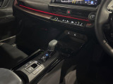 プリウス 2.0 Z E-Four 4WD 本革シート