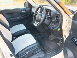 当店では軽自動車から普通車まで幅広くオールメーカーの車種・色・グレードを豊富に揃えております。