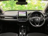 充実した収納スペースで、荷物を効率的に収納できます。使い勝手の良さが、毎日のカーライフをより快適にします。