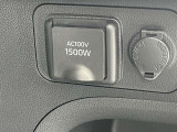 ラゲッジスペースに100V電源の端子付き!