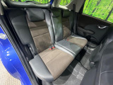 コンパクトカーですが、セカンドシートは十分な広さがあり快適にお乗りいただけます♪シートを倒して大きな荷物を積んだりと、用途の幅が広い1台です。