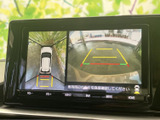 駐車時や後退時の安全をサポート。後方視界を広げ、スムーズな運転をアシストします。狭い場所でも安心です。
